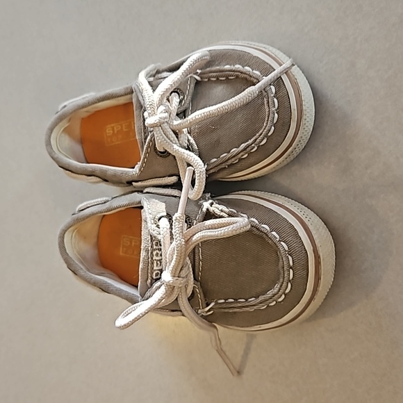 Baby Sperry boat shoes - Picture 11 of 11
